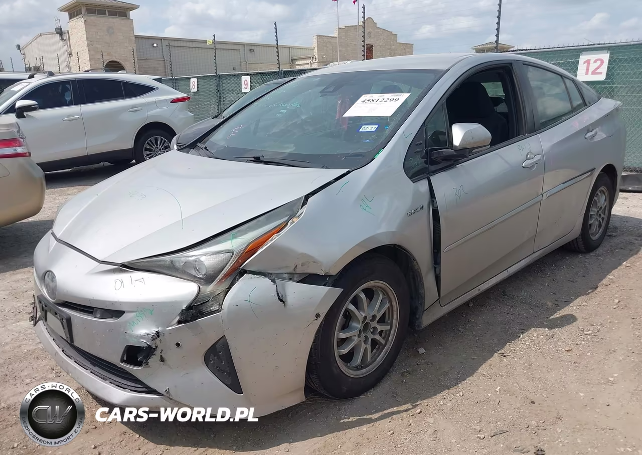2018 Toyota Prius Two VIN:JTDKBRFU1J3589108 - 2