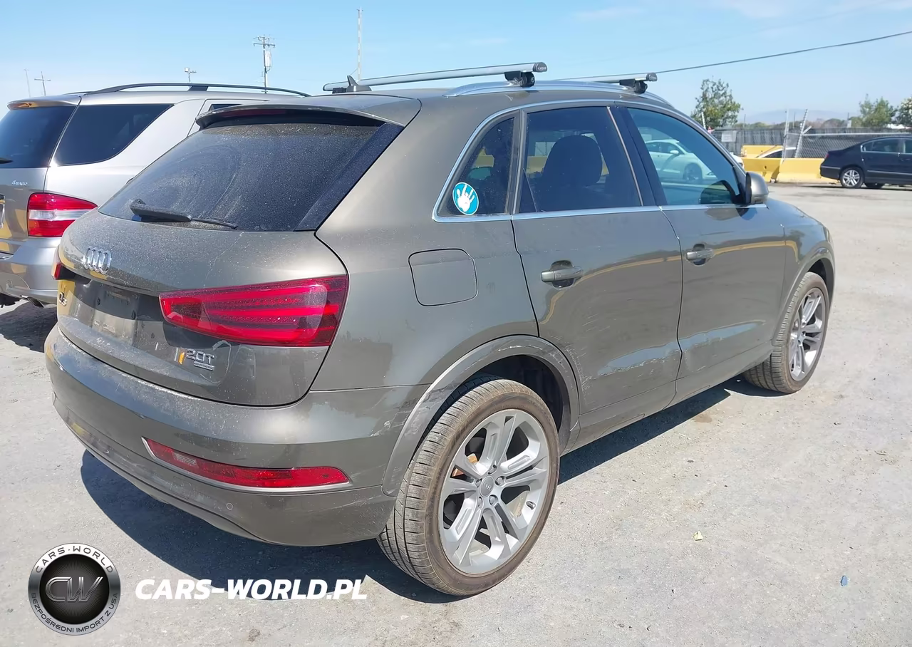 2015 Audi Q3 2.0T Premium Plus VIN:WA1GFCFSXFR011285 - 4