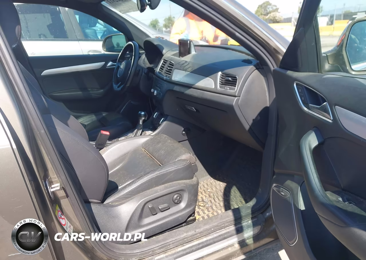 2015 Audi Q3 2.0T Premium Plus VIN:WA1GFCFSXFR011285 - 5