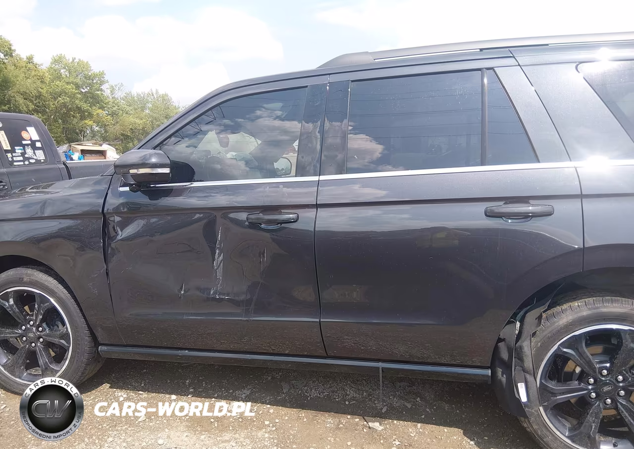 2024 Ford Expedition Limited VIN:1FMJU2A8XREA10233 - 14