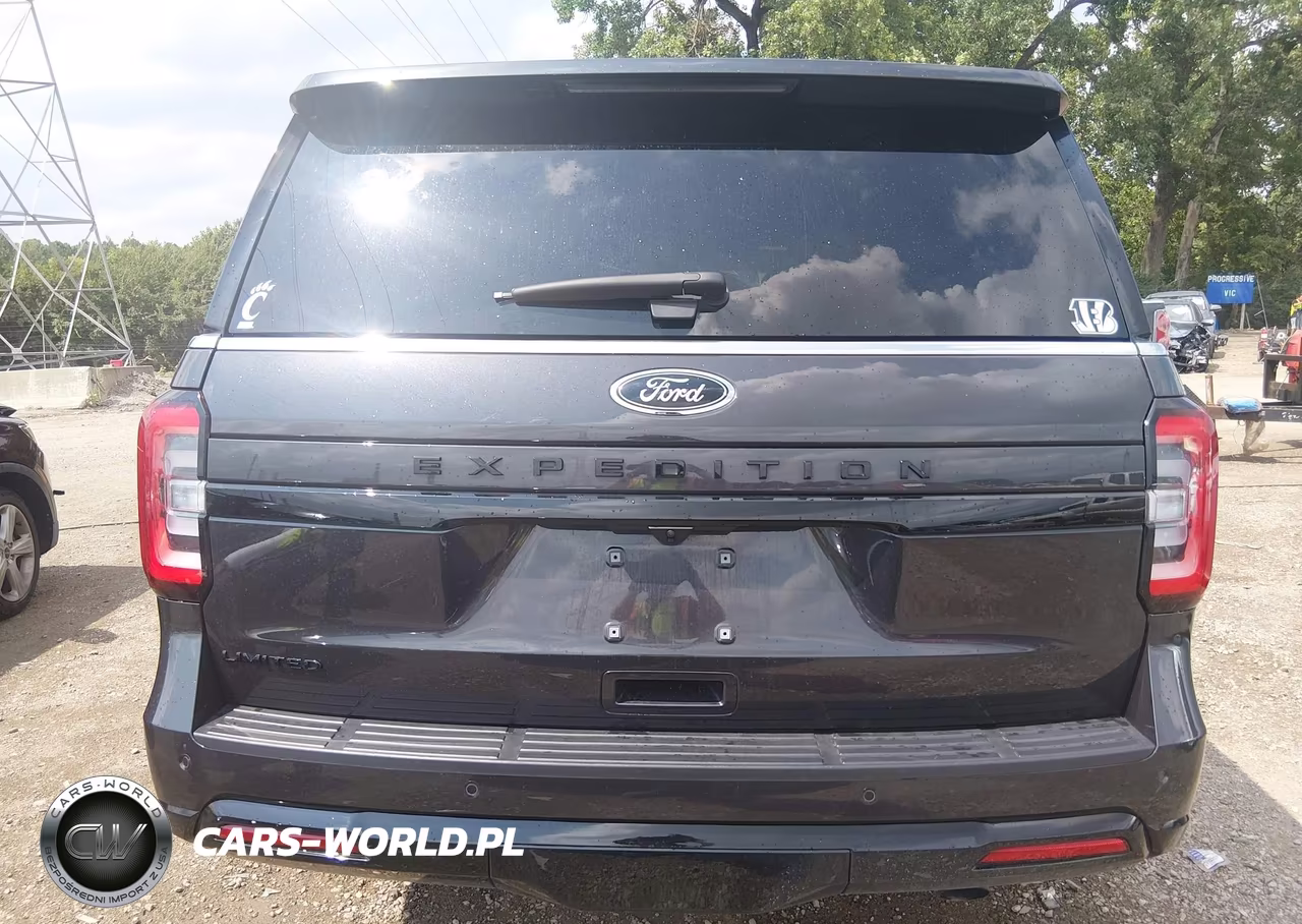 2024 Ford Expedition Limited VIN:1FMJU2A8XREA10233 - 16
