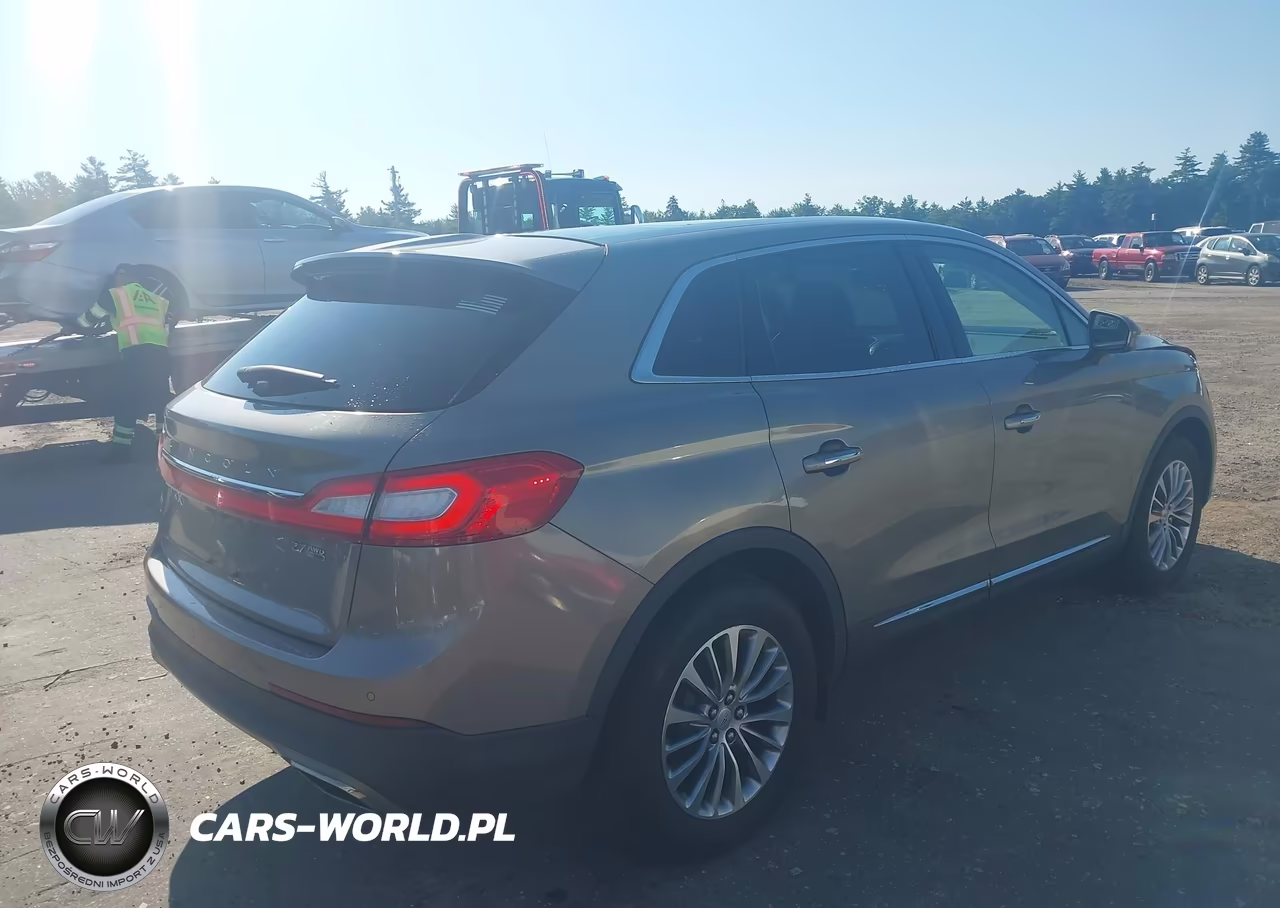 2016 Lincoln Mkx Select VIN:2LMTJ8KP3GBL83833 - 4
