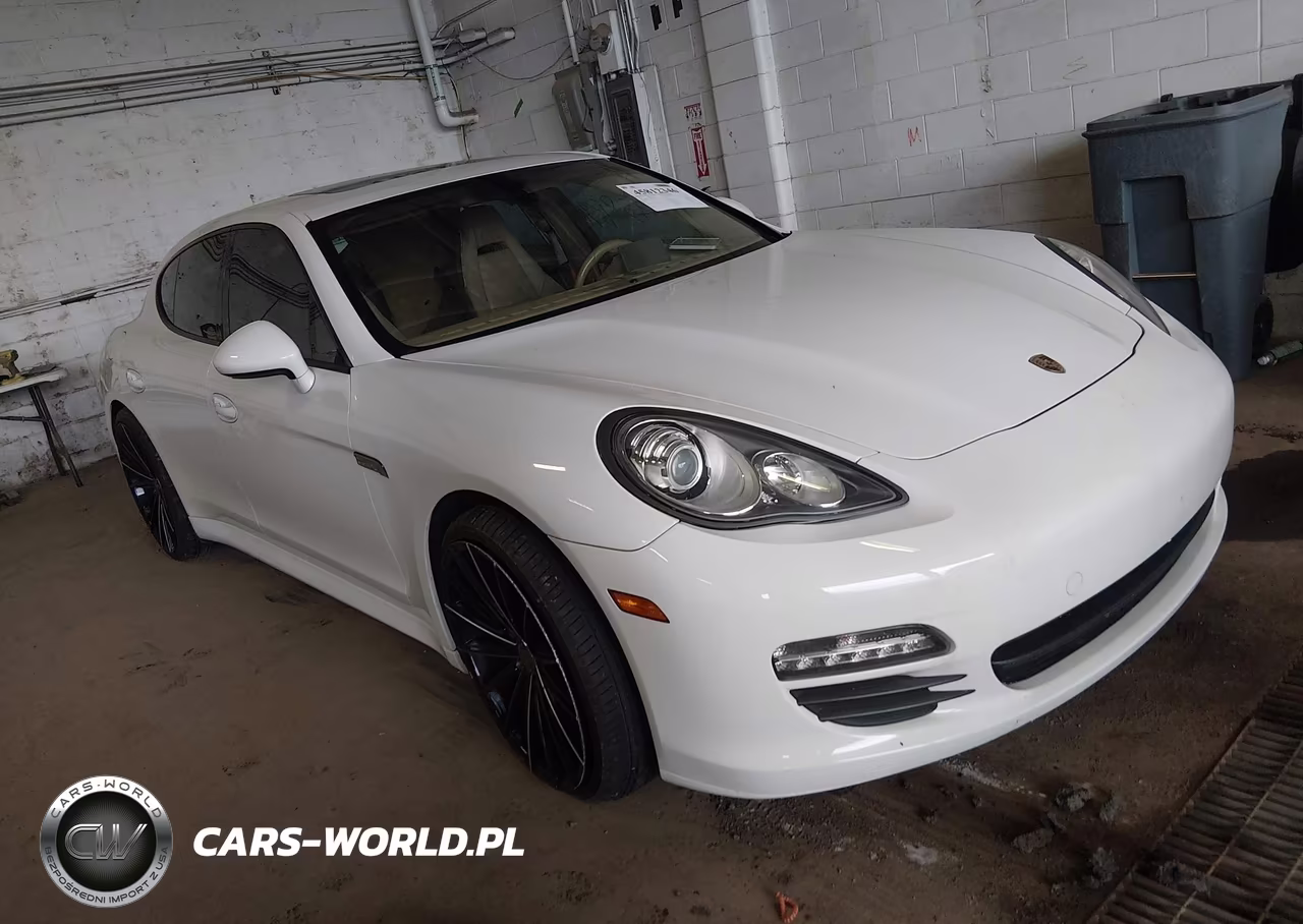 2012 Porsche Panamera 4 VIN:WP0AA2A79CL013793 - 1