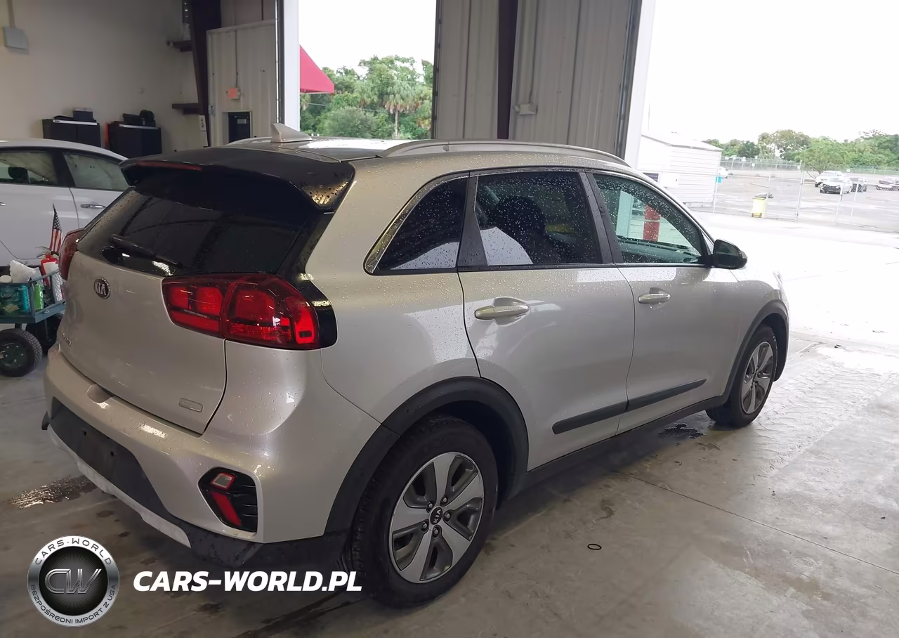 2020 Kia Niro Lx VIN:KNDCB3LC8L5359845 - 4