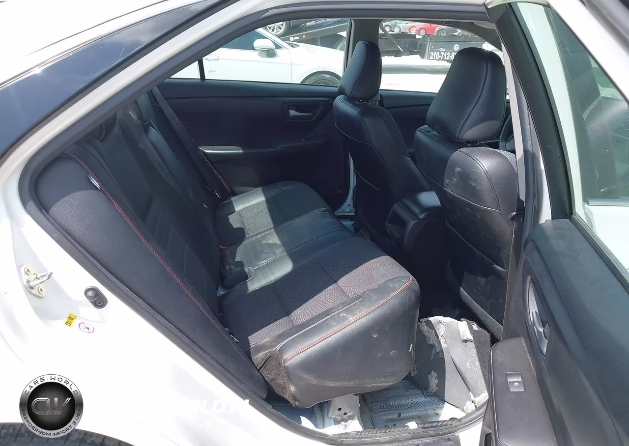 2017 Toyota Camry Se VIN:4T1BF1FK4HU413383 - 8