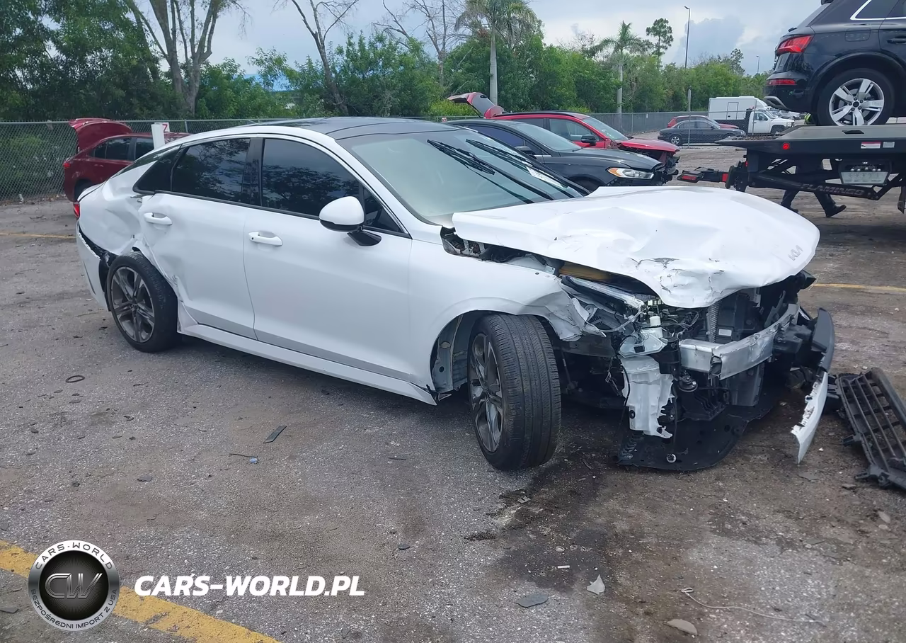 2023 Kia K5 Ex