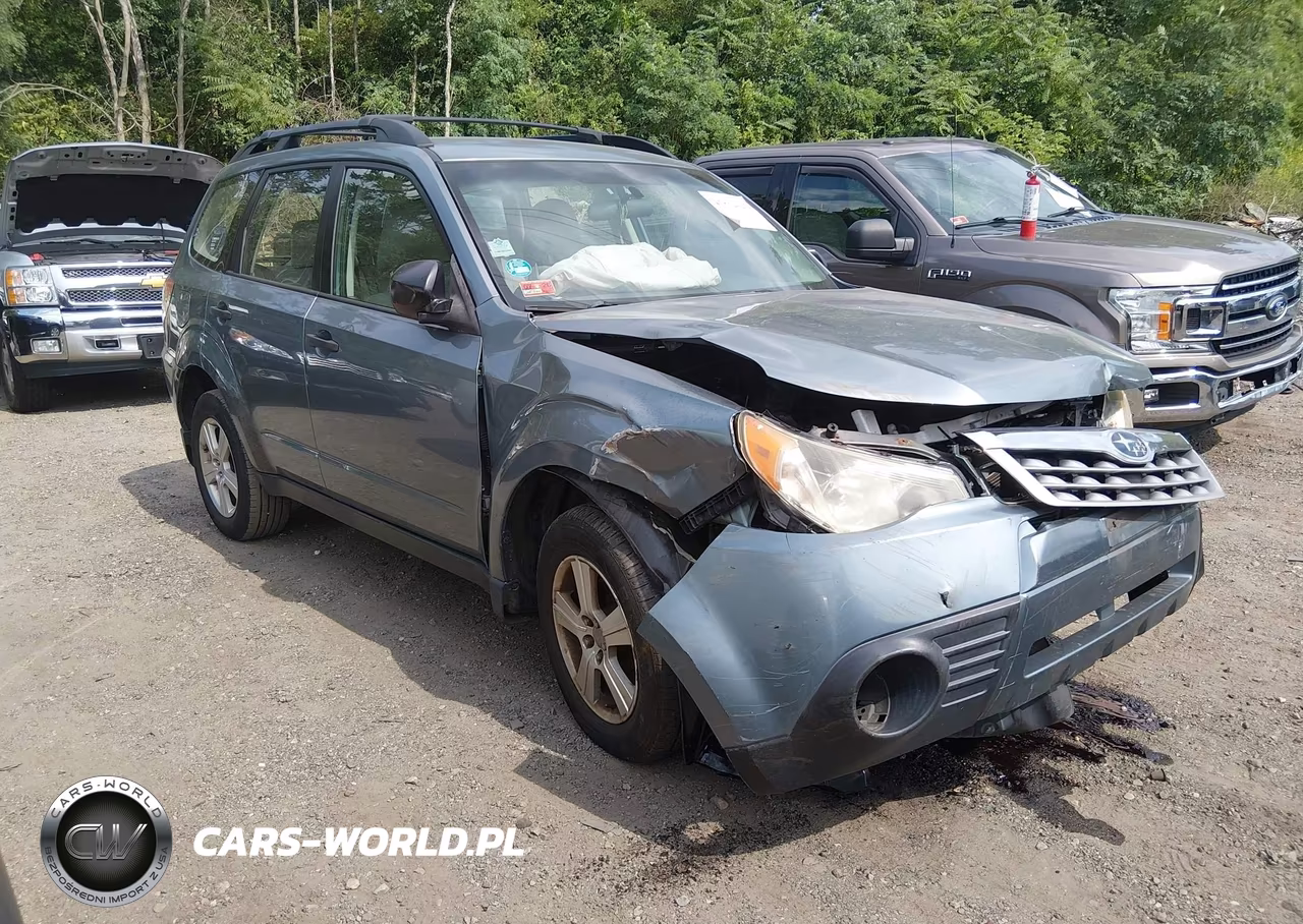 2011 Subaru Forester 2.5X – zdjęcie 1 z 13