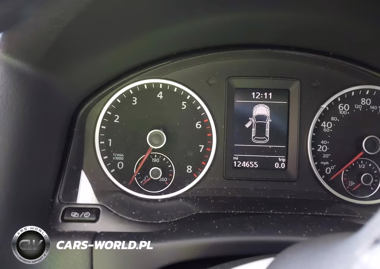 2017 Volkswagen Tiguan 2.0T-2.0T S VIN:WVGBV7AX2HK046410 - 16