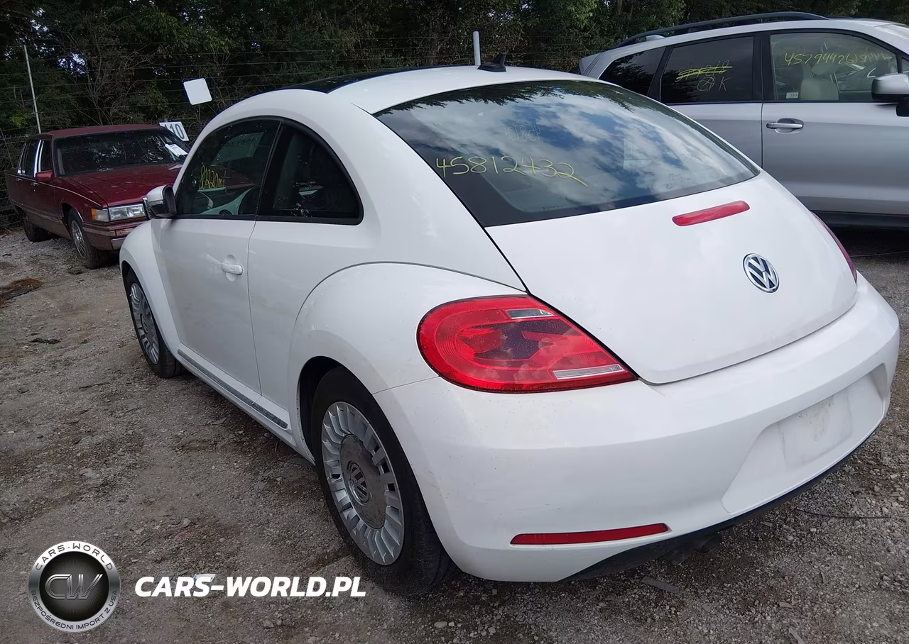 2014 Volkswagen Beetle 2.5L VIN:3VWJP7ATXEM628604 - 3