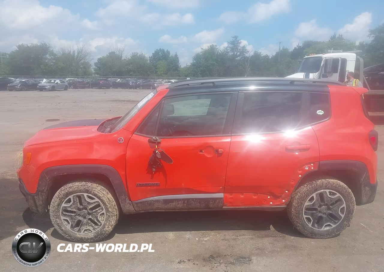 2015 Jeep Renegade Trailhawk VIN:ZACCJBCT0FPB74678 - 13