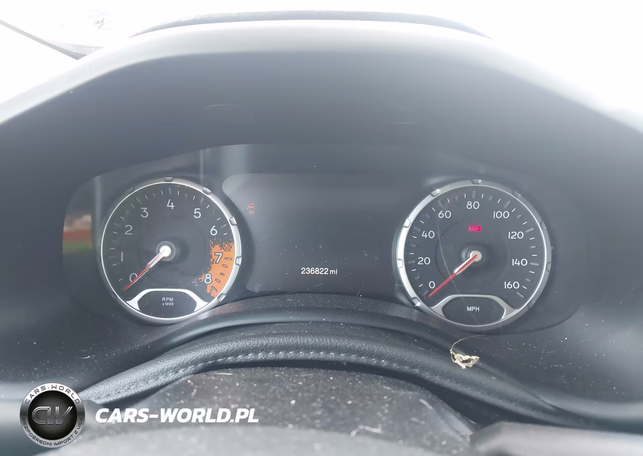 2015 Jeep Renegade Trailhawk VIN:ZACCJBCT0FPB74678 - 7