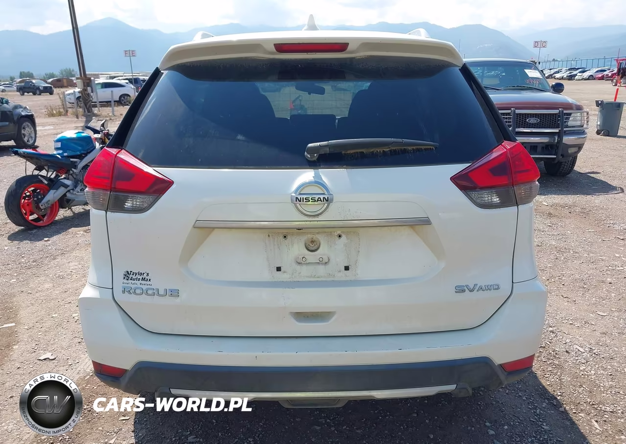 2017 Nissan Rogue Sv VIN:KNMAT2MV7HP592867 - 17