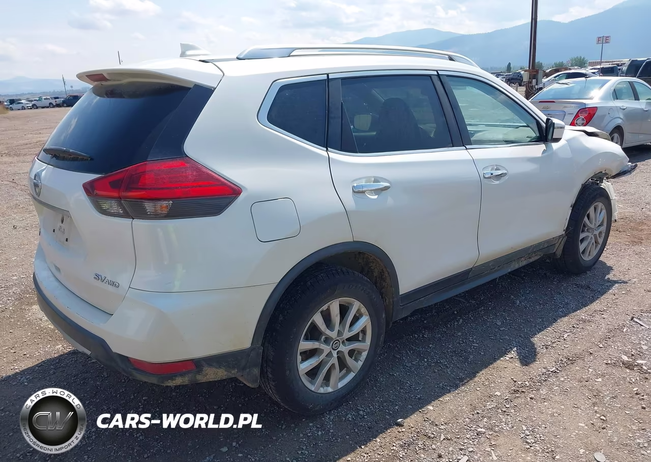 2017 Nissan Rogue Sv VIN:KNMAT2MV7HP592867 - 4
