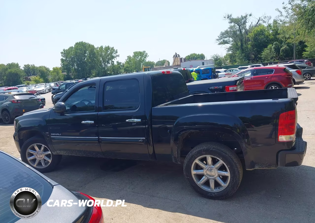 2011 GMC Sierra 1500 Denali VIN:3GTP2XE27BG299142 - 14