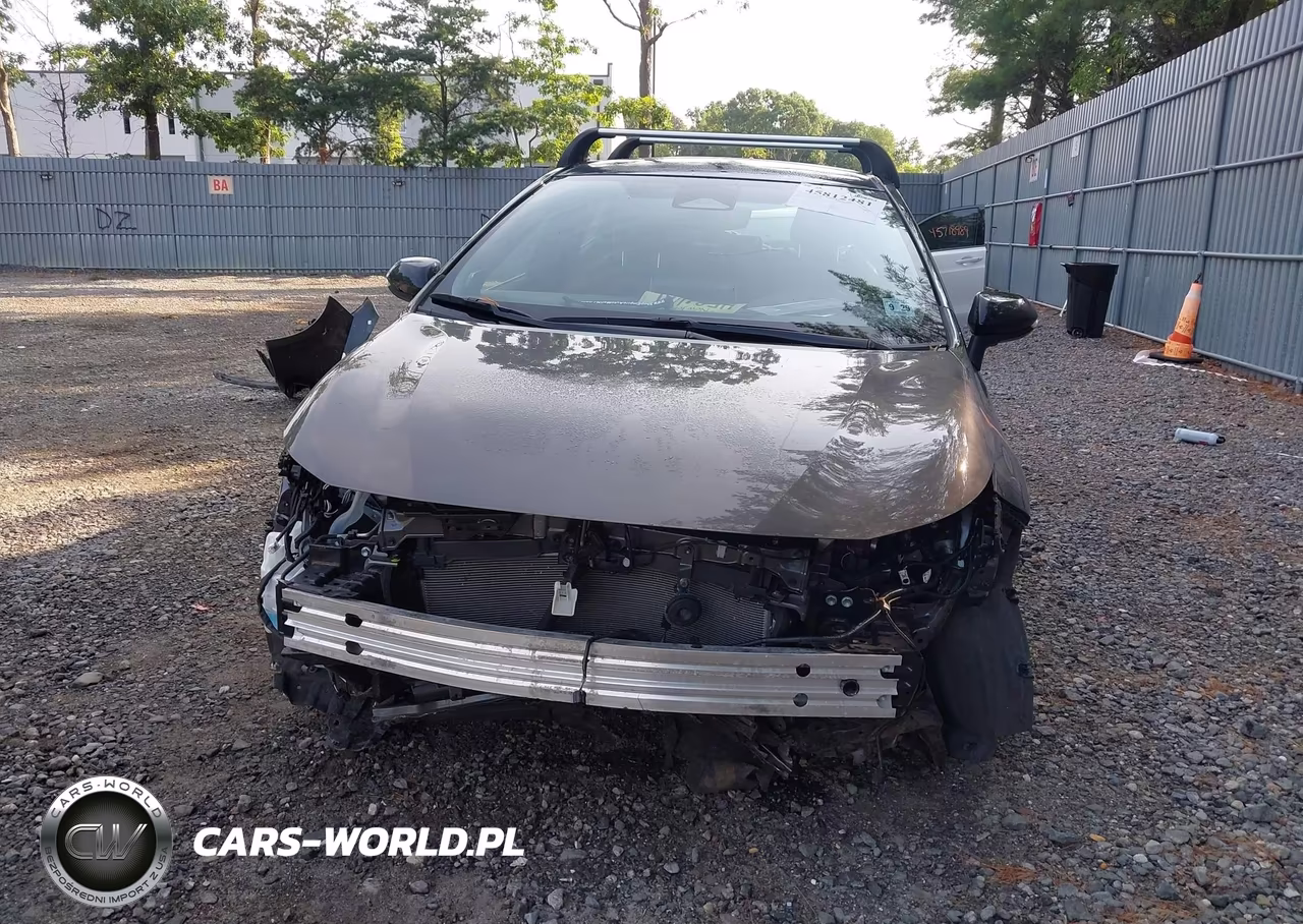 2025 Toyota Corolla Xse VIN:JTNC4MBE8S3235969 - 6