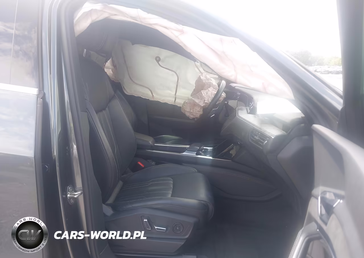 2019 Audi E-Tron Premium Plus VIN:WA1VAAGE9KB005824 - 5