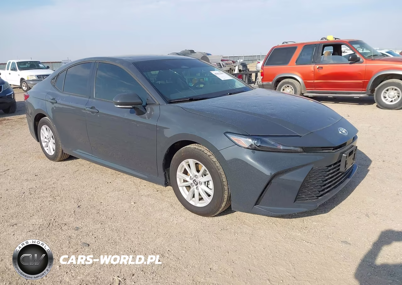 2026 Toyota Camry Le – zdjęcie 1 z 16