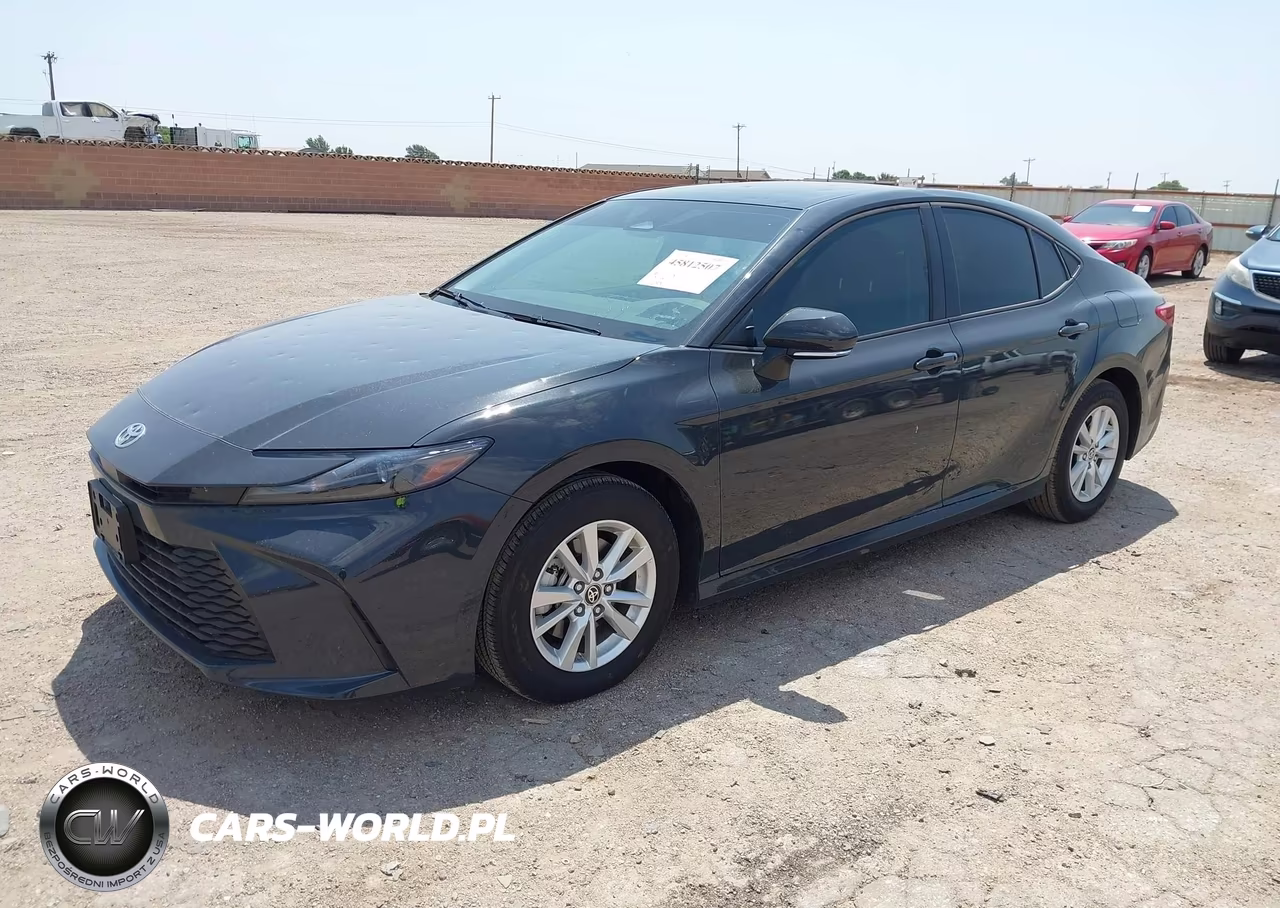 2026 Toyota Camry Le VIN:4T1DAACK1TU227823 - 2