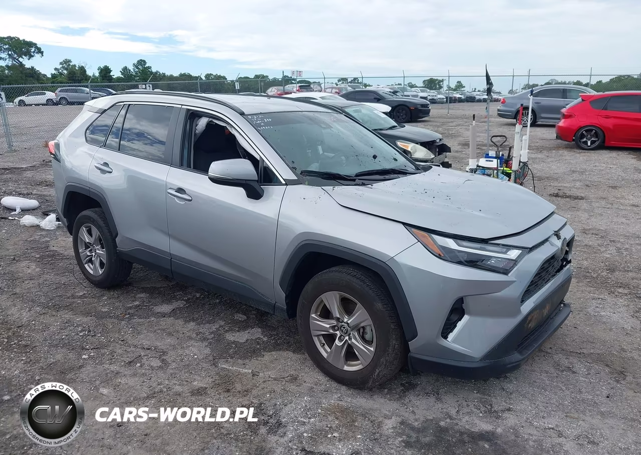 2025 Toyota Rav4 Xle – zdjęcie 1 z 16