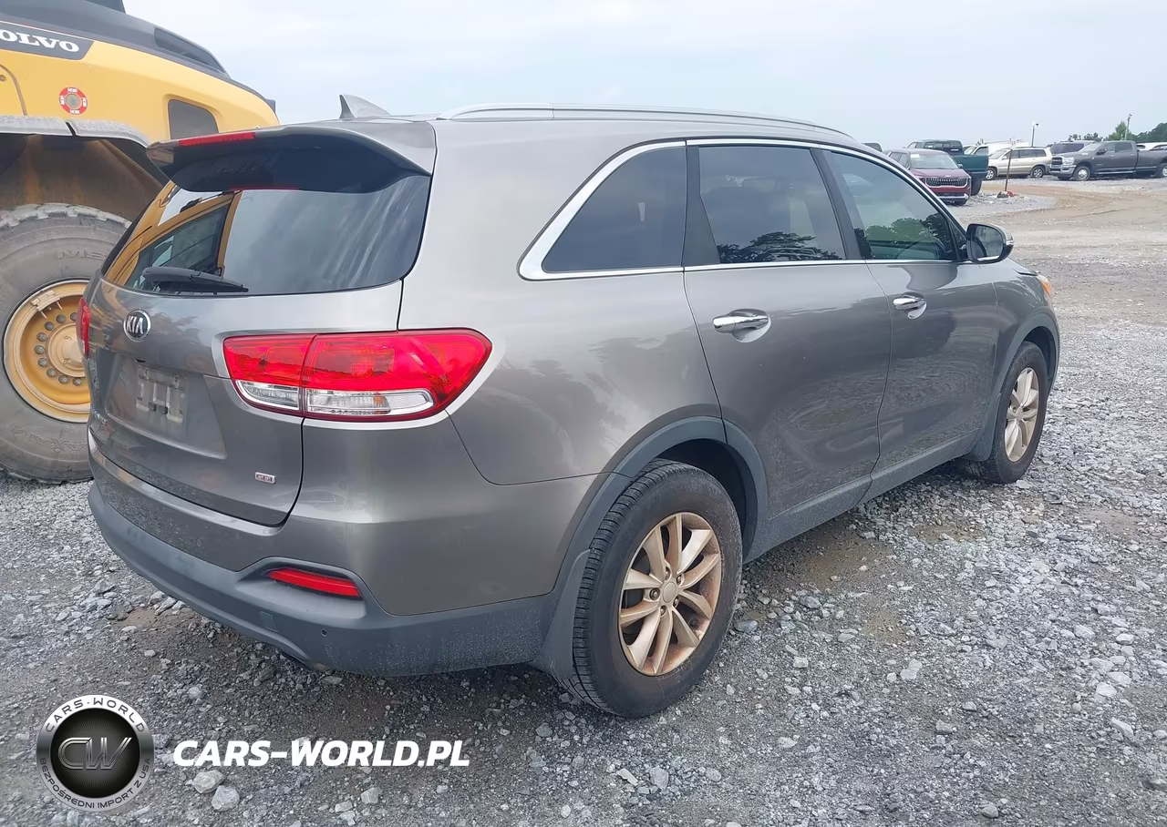 2016 Kia Sorento 2.4L Lx VIN:5XYPG4A35GG102618 - 4