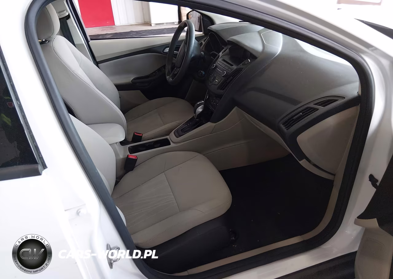 2016 FORD FOCUS SE VIN:1FADP3K27GL271469 - 5