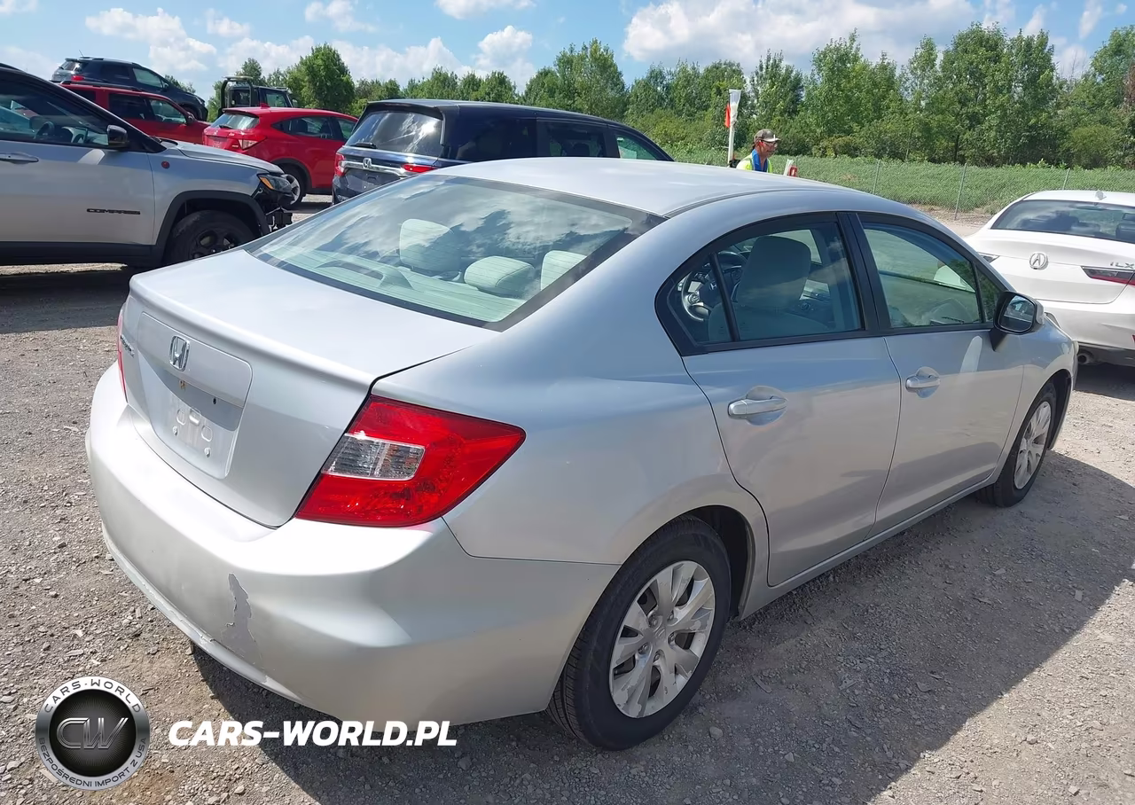 2012 Honda Civic Lx VIN:2HGFB2F56CH526735 - 4