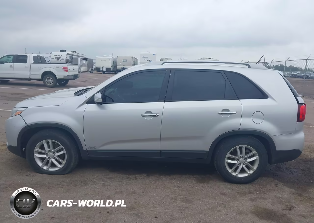 2014 Kia Sorento Lx VIN:5XYKTCA63EG436797 - 14