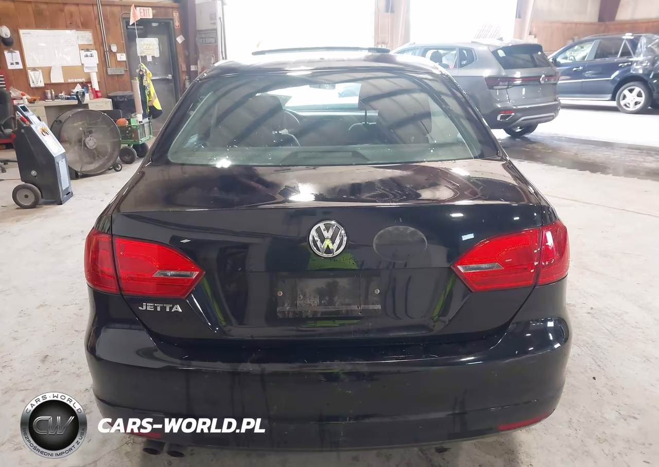 2013 Volkswagen Jetta 2.0L S VIN:3VW2K7AJ9DM297725 - 16