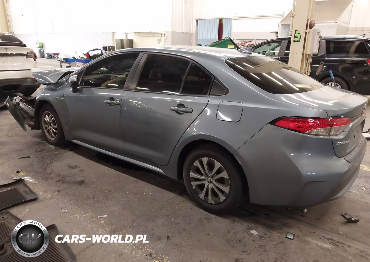 2020 Toyota Corolla Hybrid Le VIN:JTDEBRBE6LJ004260 - 3