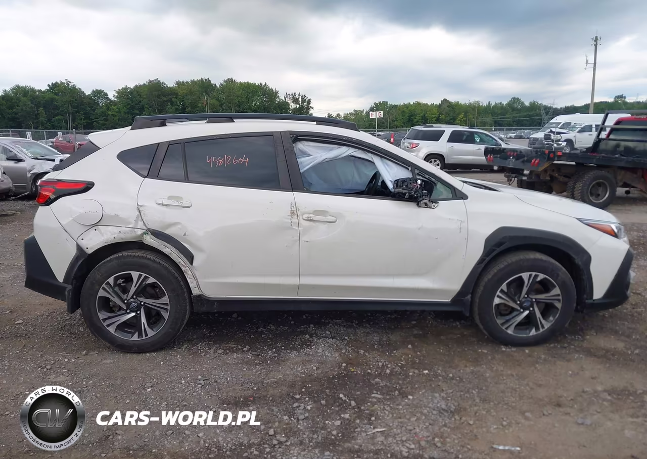 2024 Subaru Crosstrek Premium VIN:JF2GUADC3R8224909 - 13