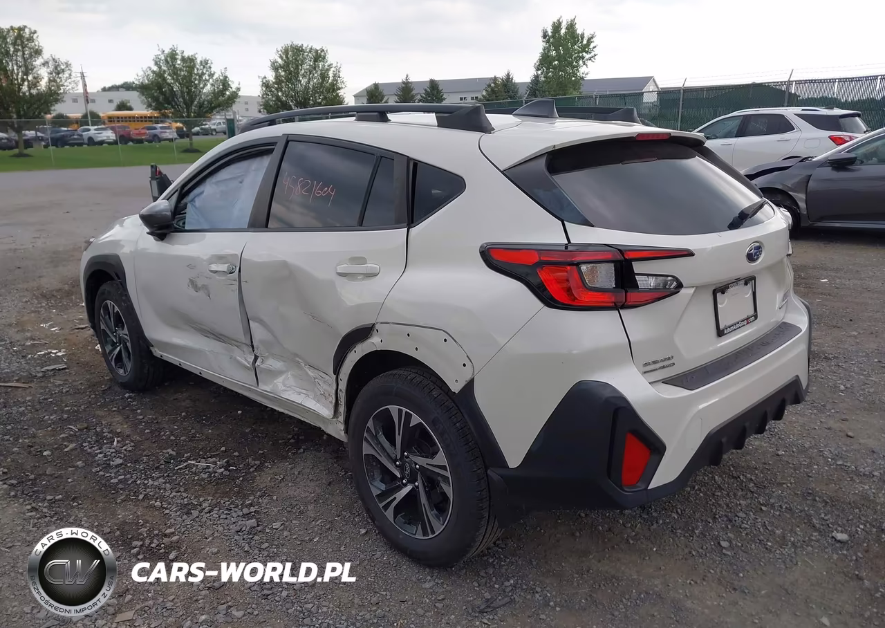 2024 Subaru Crosstrek Premium VIN:JF2GUADC3R8224909 - 3