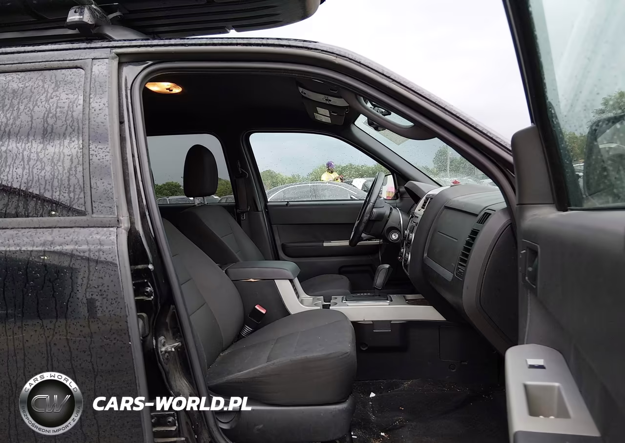 2010 Ford Escape Xlt VIN:1FMCU0DG0AKD11793 - 5
