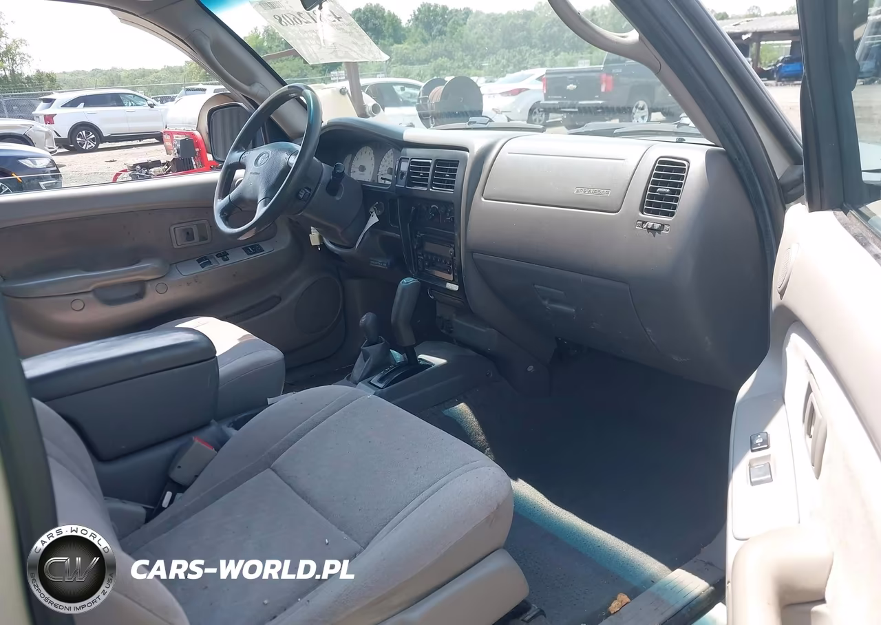 2003 Toyota Tacoma VIN:5TEWM72N33Z278119 - 5