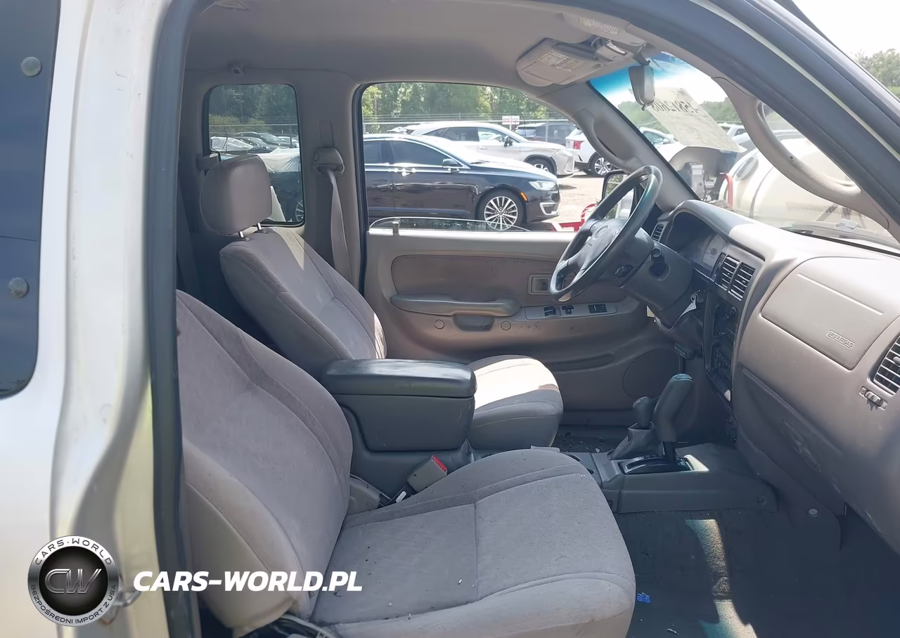 2003 Toyota Tacoma VIN:5TEWM72N33Z278119 - 8