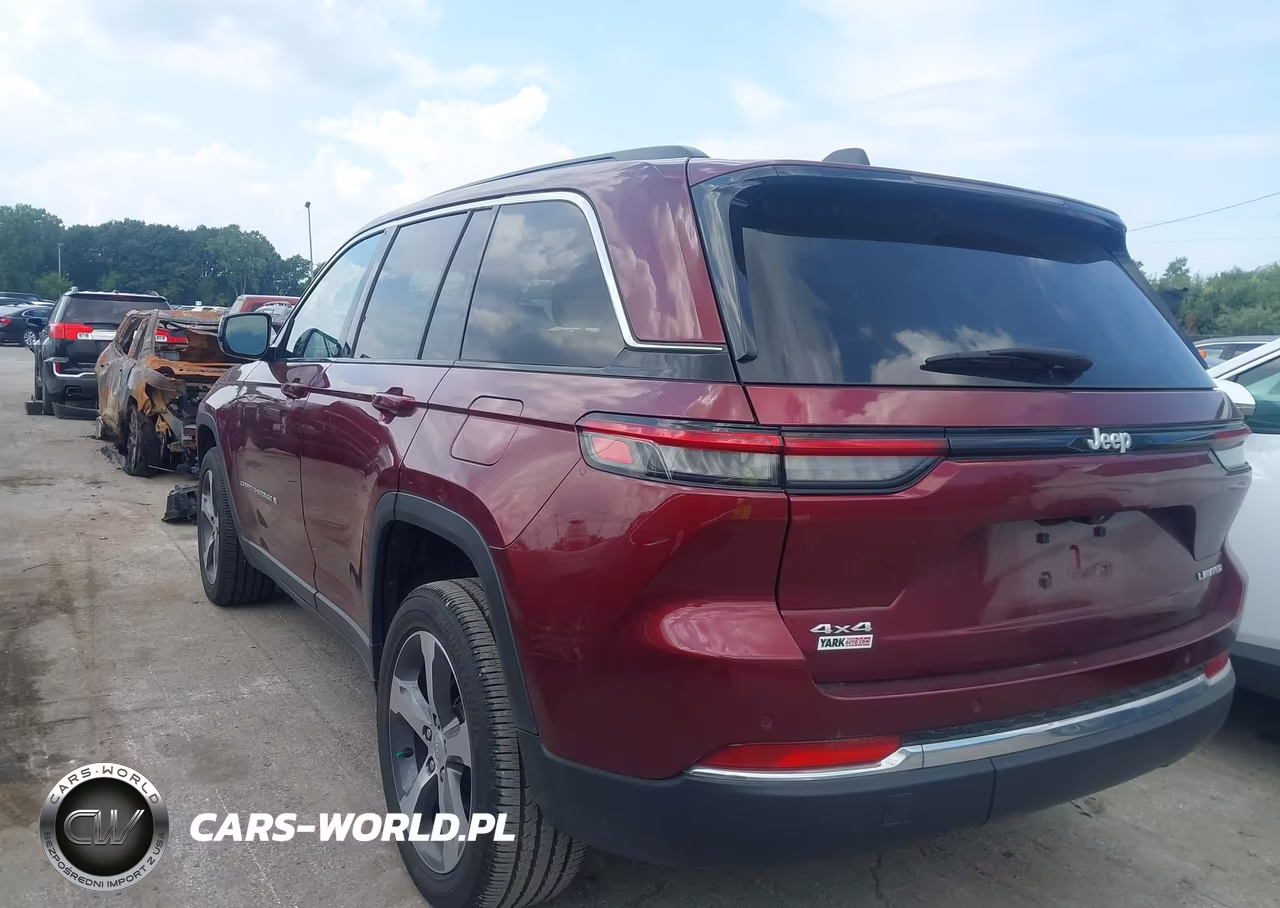 2025 Jeep Grand Cherokee Limited VIN:1C4RJHBG9SC300103 - 3