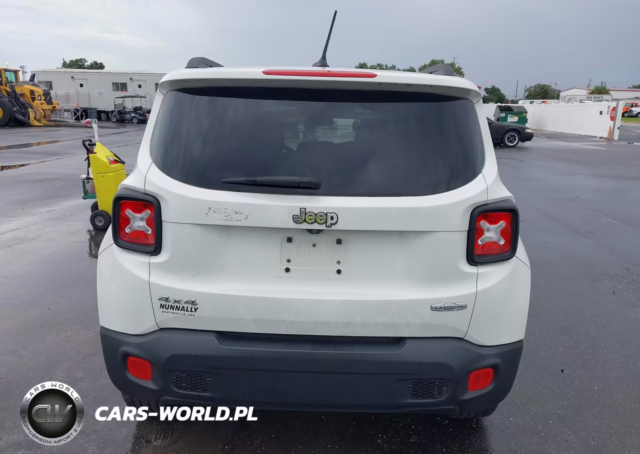 2017 Jeep Renegade Latitude VIN:ZACCJBBBXHPF15520 - 17