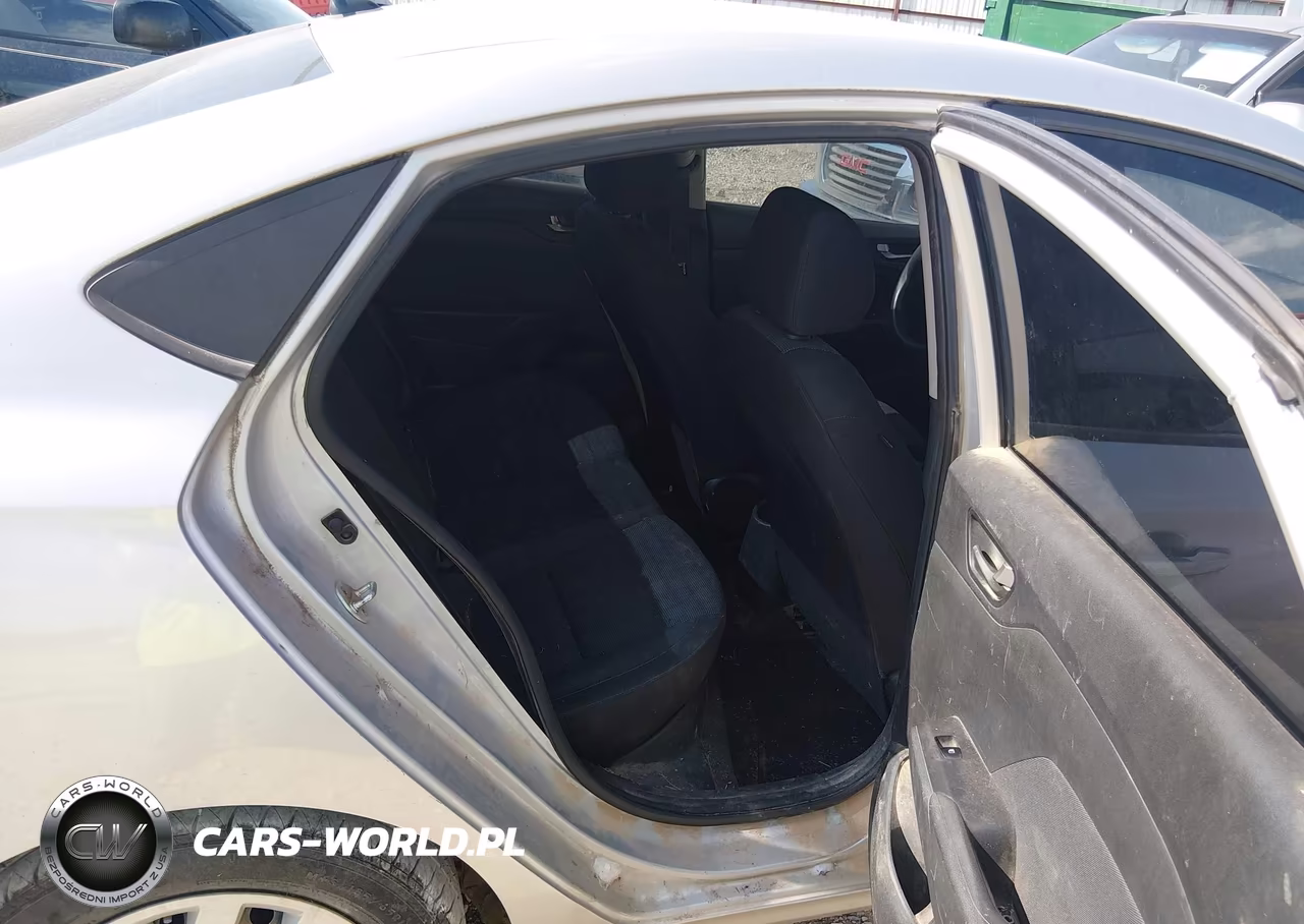 2019 Hyundai Accent Se VIN:3KPC24A33KE056614 - 8