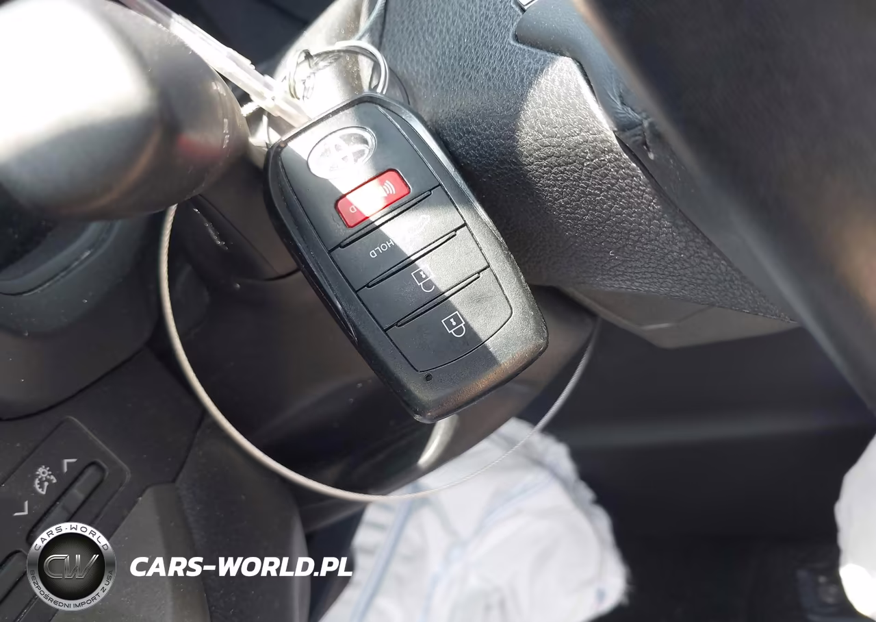 2025 Toyota Grand Highlander Xle VIN:5TDAAAB55SS082310 - 11