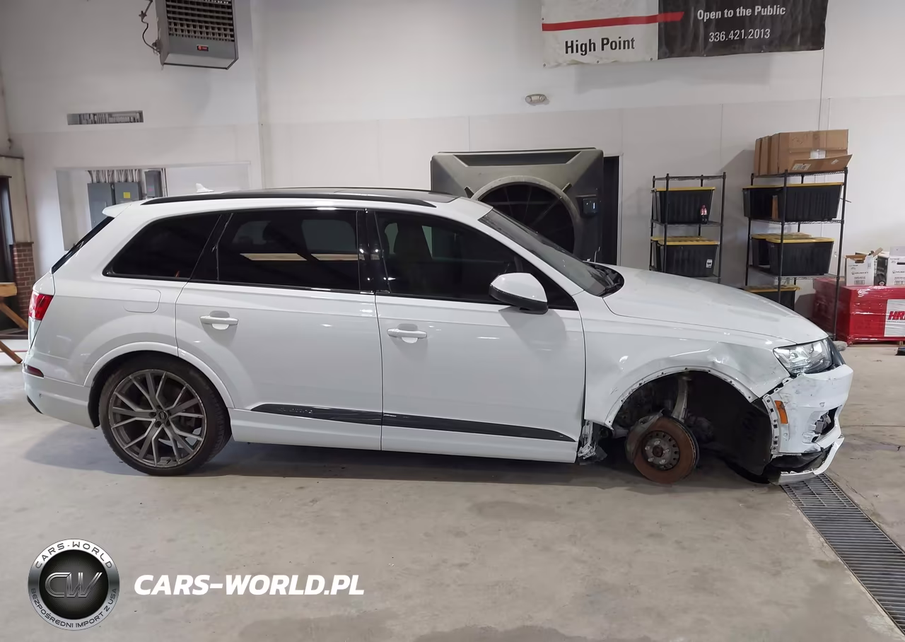 2019 Audi Q7 55 Premium VIN:WA1VAAF75KD037130 - 13
