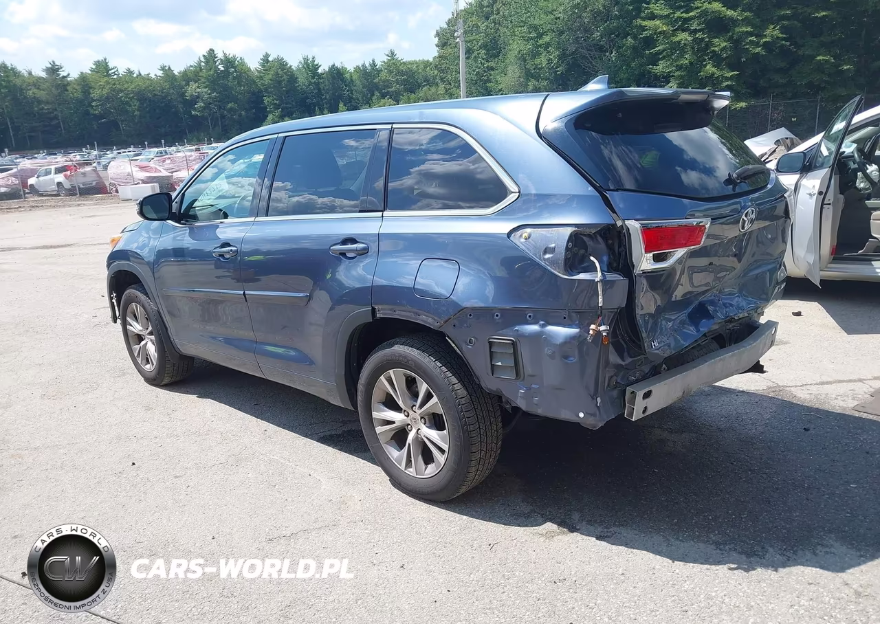 2014 Toyota Highlander Le Plus V6 VIN:5TDBKRFH2ES039374 - 3