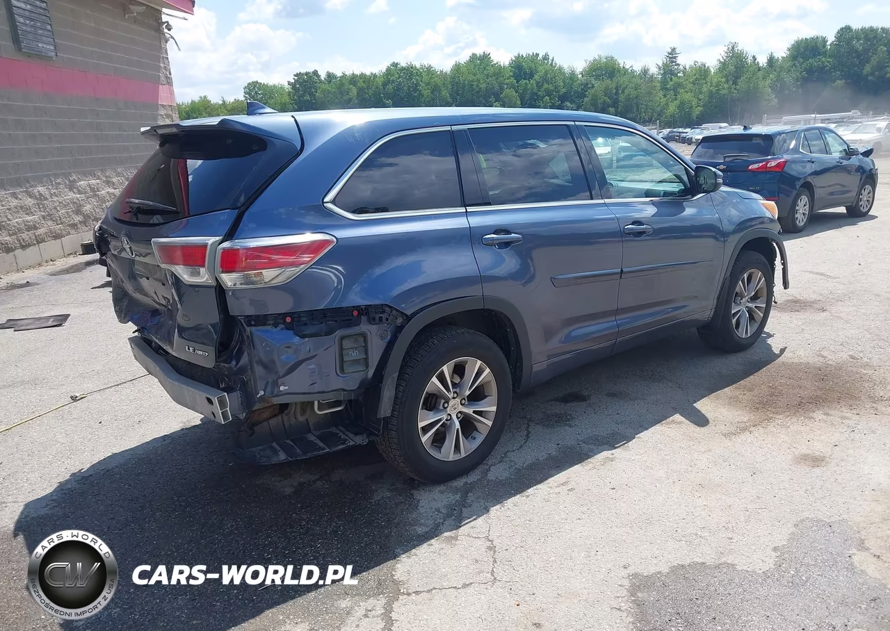 2014 Toyota Highlander Le Plus V6 VIN:5TDBKRFH2ES039374 - 4