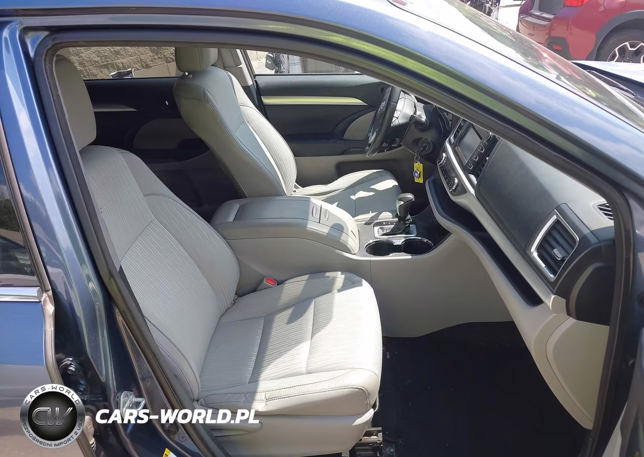 2014 Toyota Highlander Le Plus V6 VIN:5TDBKRFH2ES039374 - 5