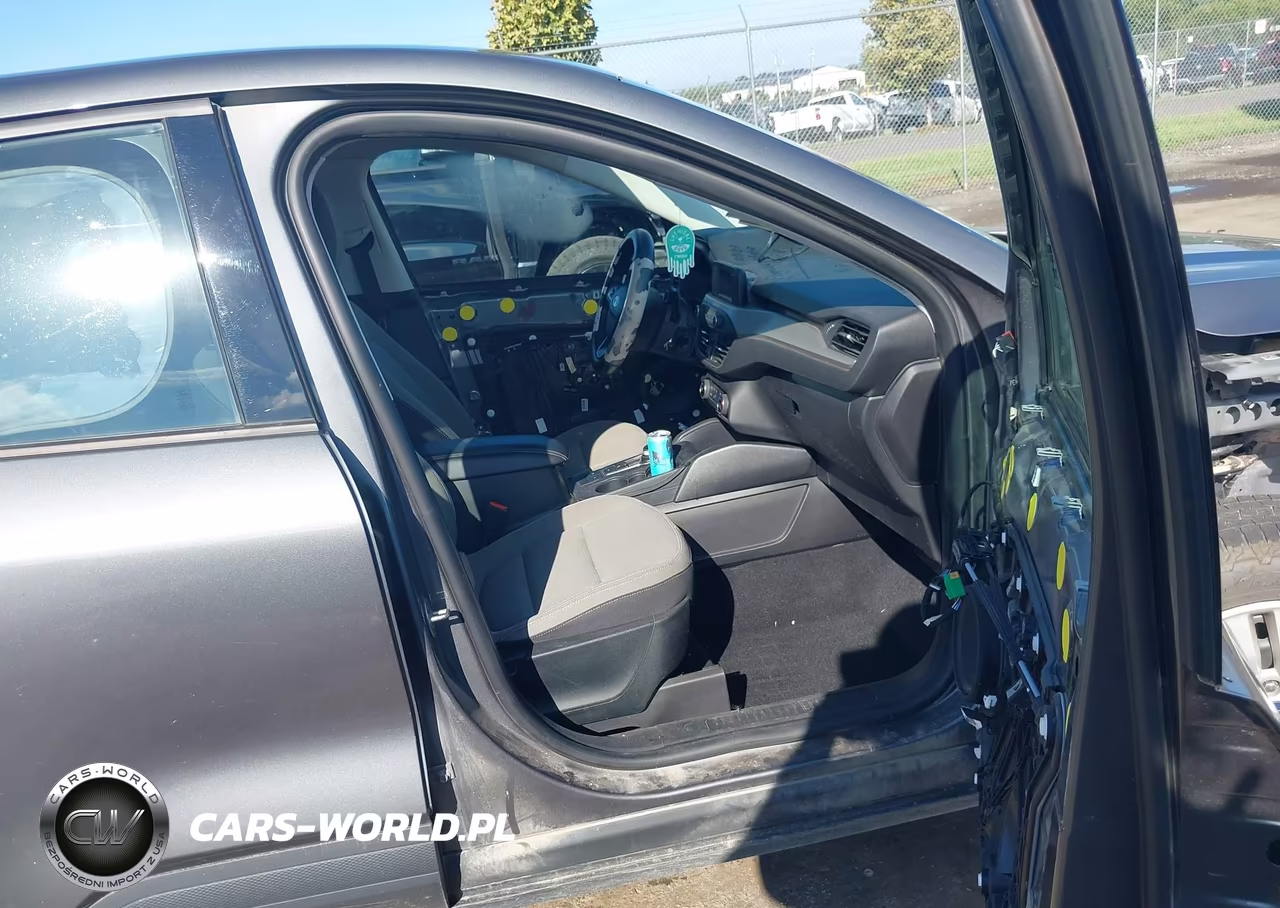 2022 Ford Escape S VIN:1FMCU9F66NUA82541 - 5