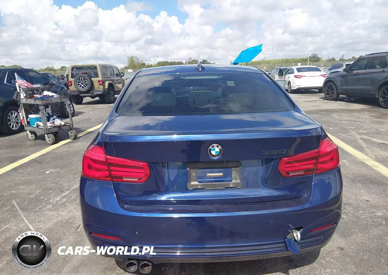 2018 BMW 330I VIN:WBA8B9G52JNU97315 - 16