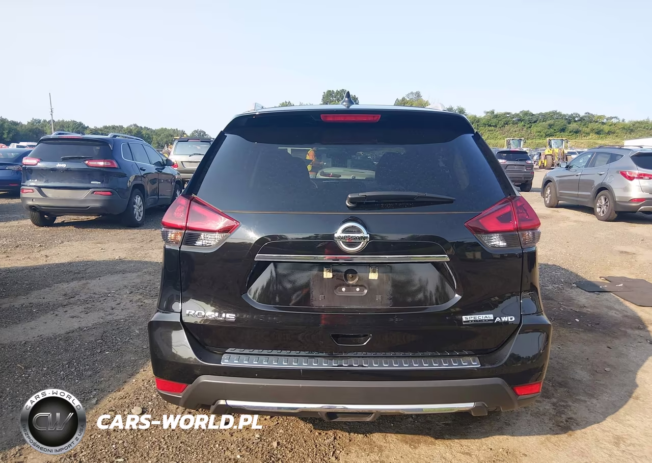 2019 Nissan Rogue S VIN:5N1AT2MV8KC831255 - 17