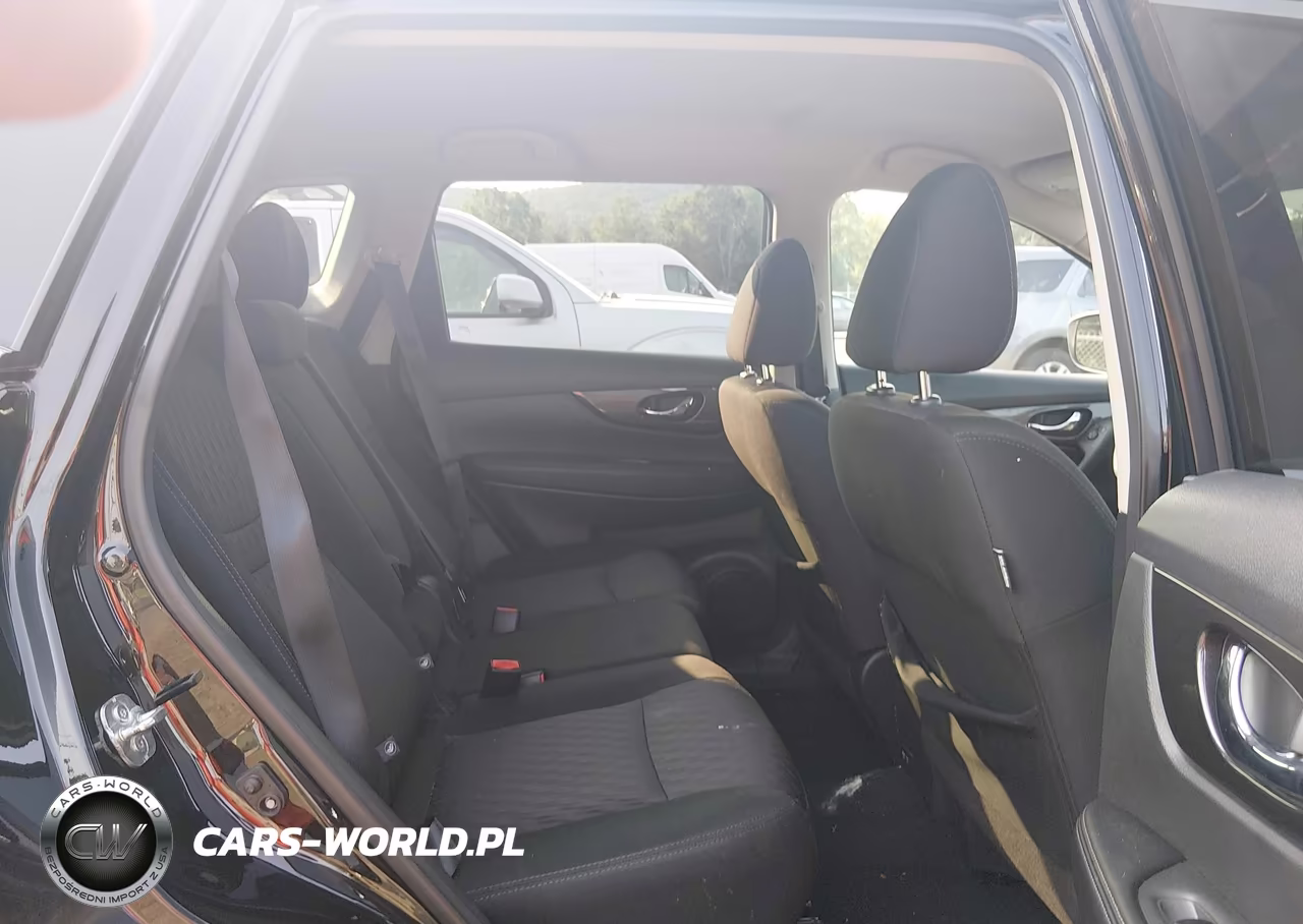 2019 Nissan Rogue S VIN:5N1AT2MV8KC831255 - 8