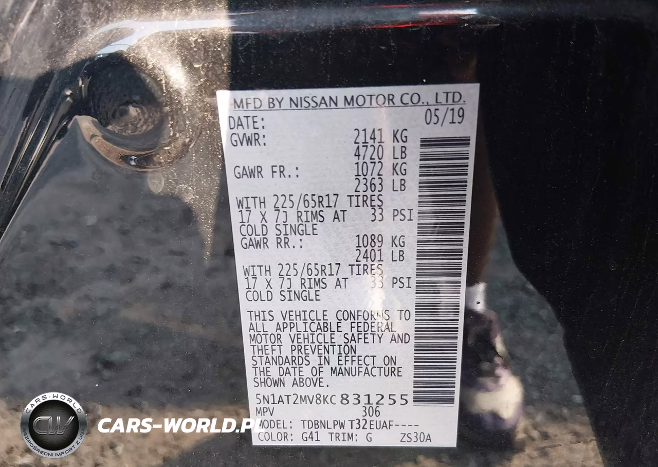 2019 Nissan Rogue S VIN:5N1AT2MV8KC831255 - 9