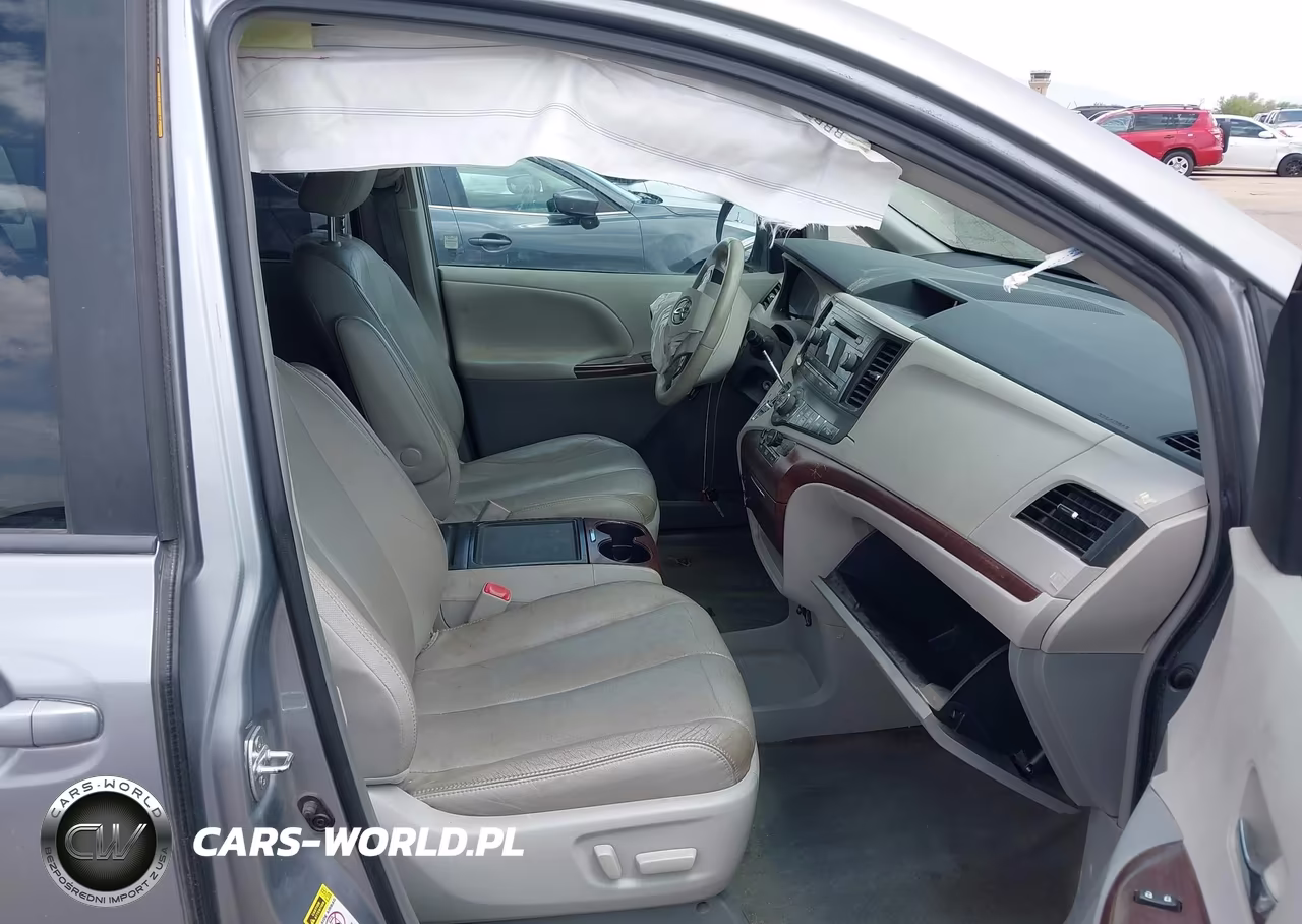 2013 Toyota Sienna Xle 8-Passenger VIN:5TDYK3DC2DS371991 - 5