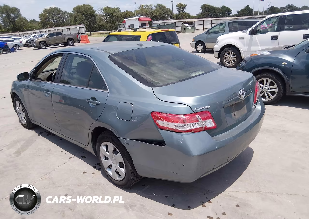 2010 Toyota Camry Le VIN:4T4BF3EK3AR050891 - 3