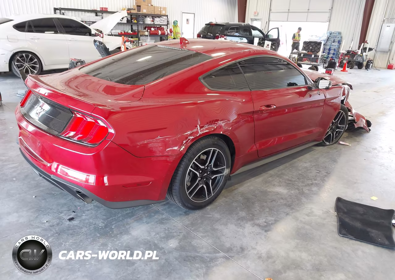 2021 Ford Mustang Ecoboost Premium Fastback VIN:1FA6P8TH0M5147326 - 4